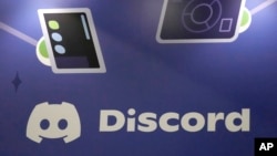 Discord, sesli ve görüntülü aramalar ile metin mesajlaşması yoluyla anlık iletişimin sağlandığı bir mesajlaşma platformu.